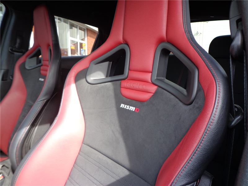 becasue Nissan was stupid enough to put Recaro Sportster CS’s in questionable crossover.